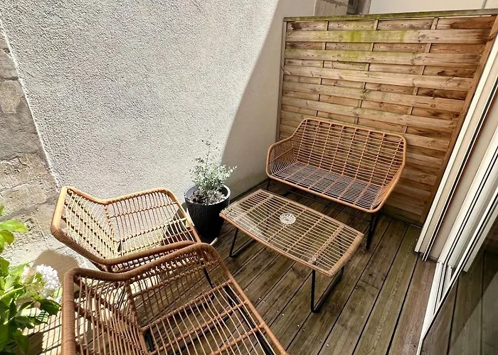 L' Arene Romaine Apartamento